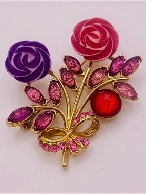 Vintage Ferrofe Floral Brooch
